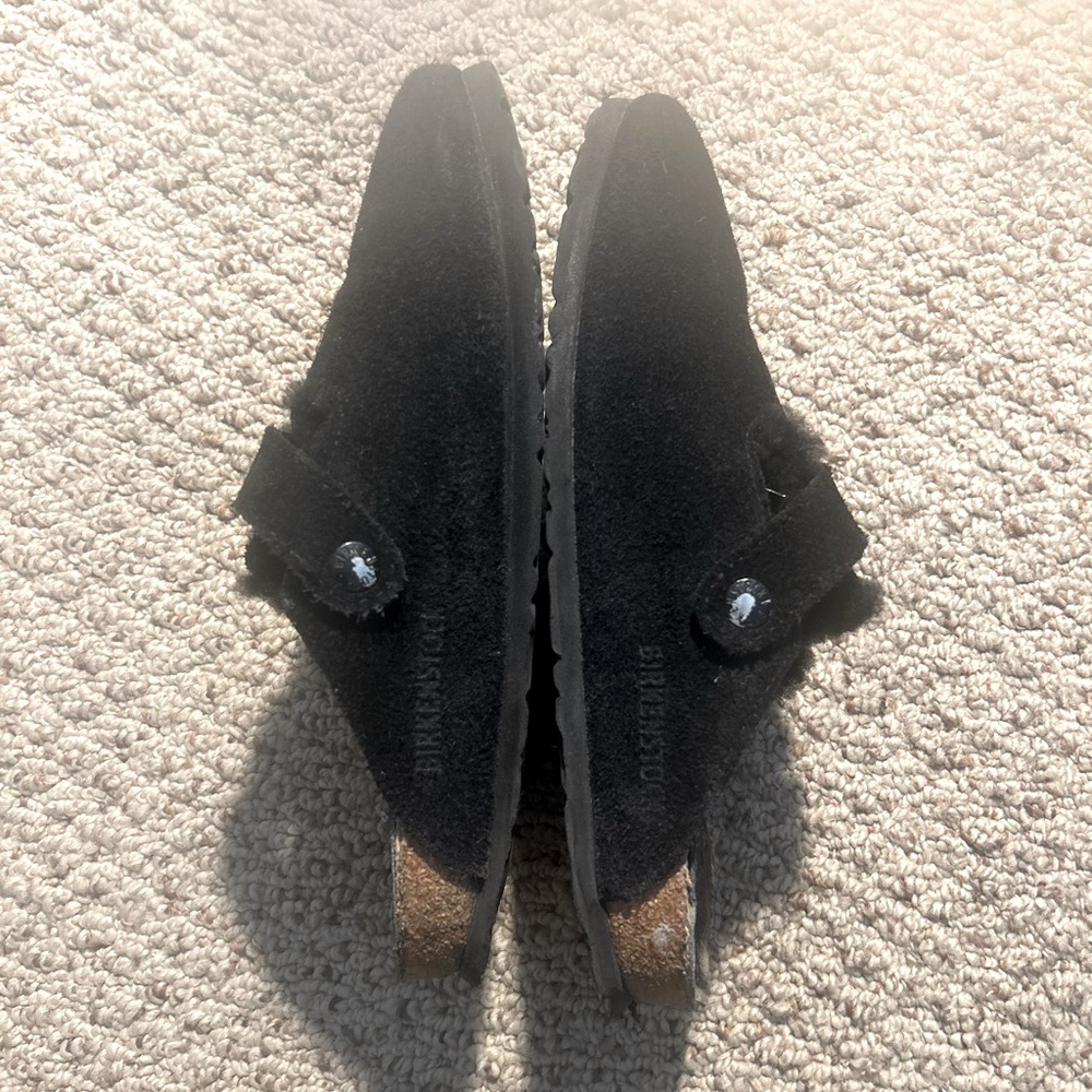 Birkenstock Boston Clogs size 7 US 35 EU Black Suede Shearling-Lined